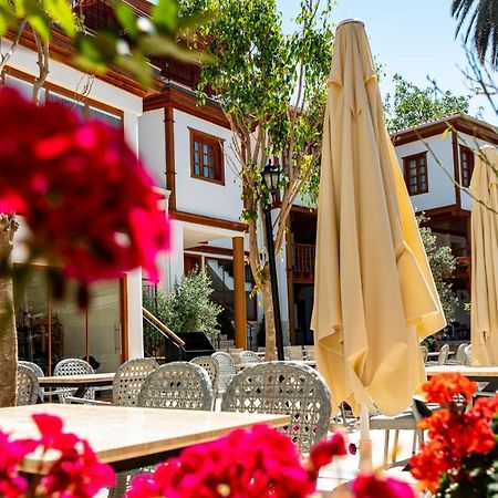 Woo Town Suites Antalya Exteriör bild