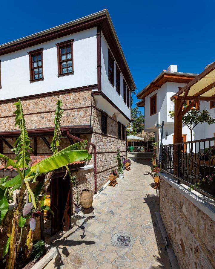 Woo Town Suites Antalya Exteriör bild